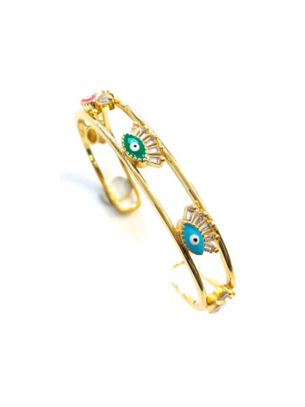 Metal eye bracelet